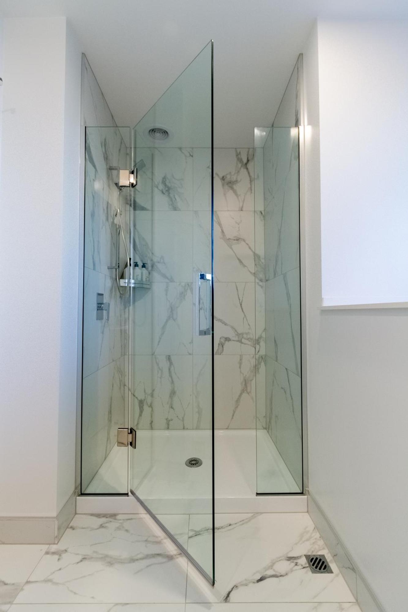 Appartement Urban Elegance - 2 Bed, 2 Bath In The Cbd à Christchurch Extérieur photo