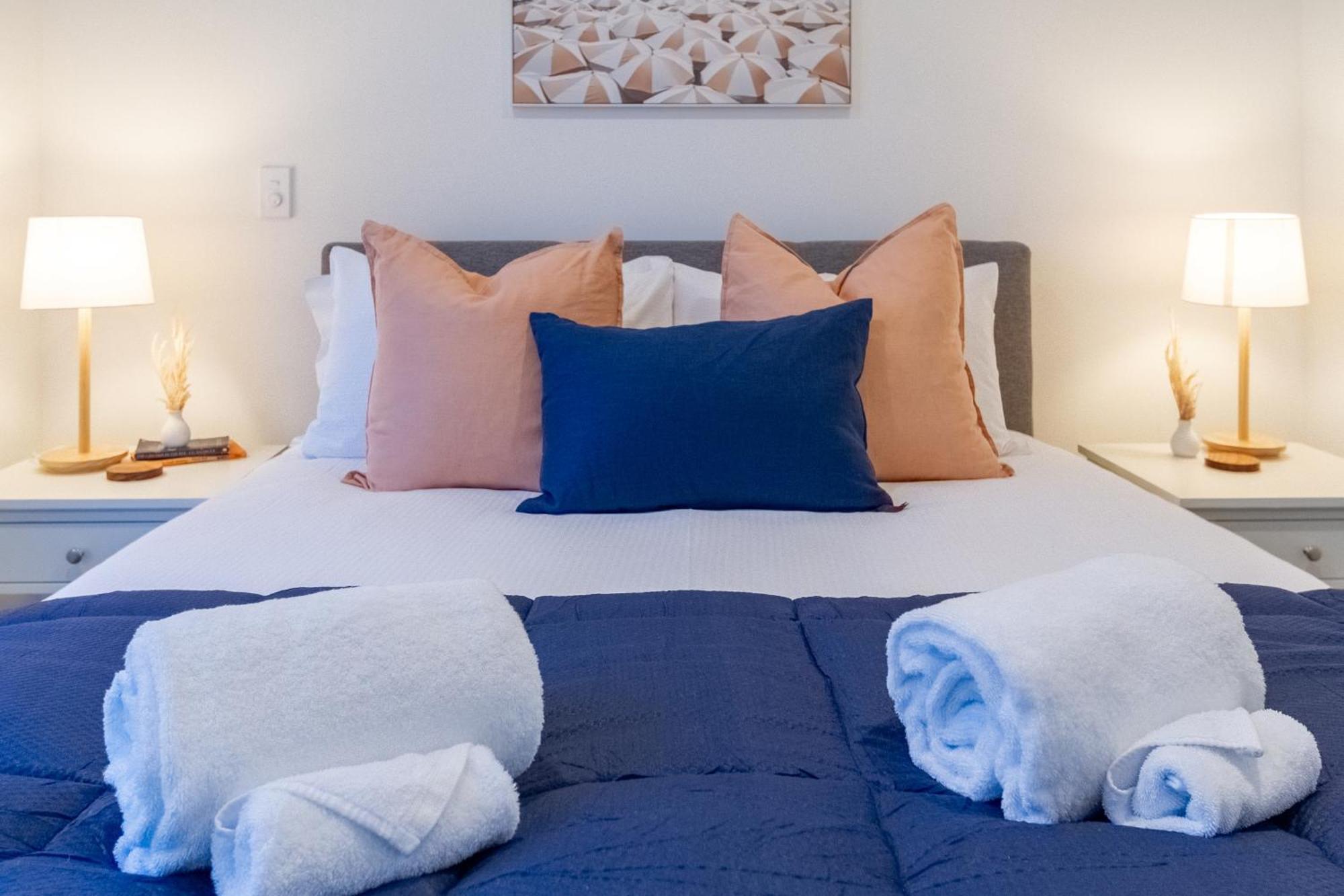 Appartement Urban Elegance - 2 Bed, 2 Bath In The Cbd à Christchurch Extérieur photo