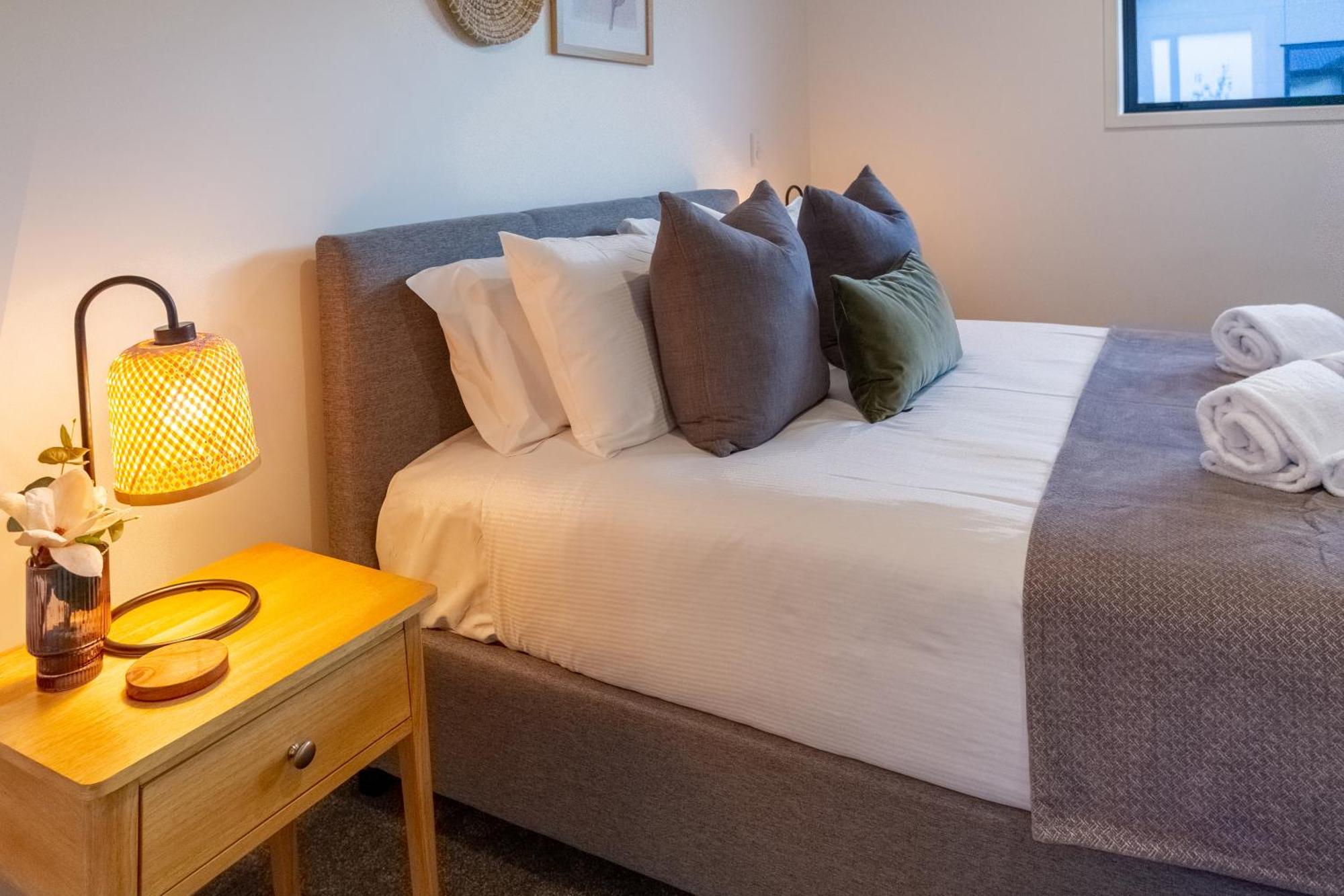 Appartement Urban Elegance - 2 Bed, 2 Bath In The Cbd à Christchurch Extérieur photo